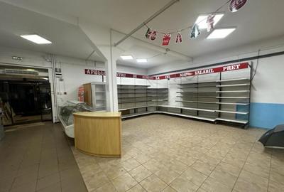 Spațiu comercial, de 60 mp, în Central - 7