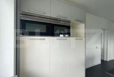 Casă cu 5 camere cu Teren 6000 Mp în Fălticeni - 4