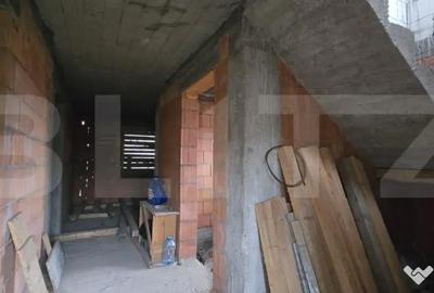 Casă cu 4 camere cu Teren 400 Mp în Central - 6