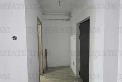 Garsonieră decomandată în Central - 7
