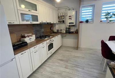 3 CAMERE - 2 BAI - CURTE PROPRIE - LOC DE PARCARE - SOS. REDIU - 3