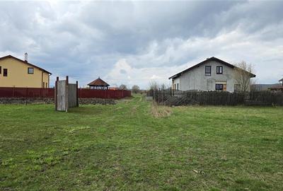 Teren Construcții intravilan de 845 mp, în Podu Oltului - 2