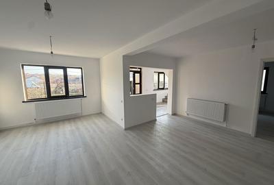 Casă cu 4 camere în Valu lui Traian - 1