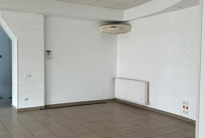 Spațiu comercial, de 400 mp, în Titan - 9