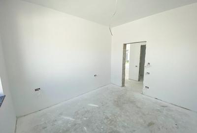 Casa la sol cu Panouri Solare Finisaje premium Predare la alb Constructie 2025 - 14