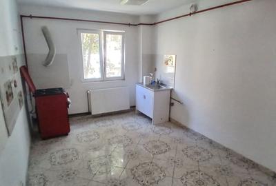 Comision 0 - Apartament 2 camere etaj intermediar - 1