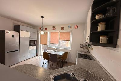 Apartament cu 3 camere semidecomandat în Florești - 2