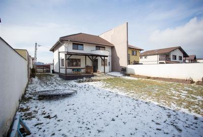 Casă cu 4 camere cu Teren 400 Mp în Hărman - 2