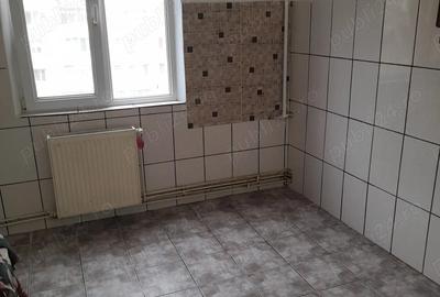 Apartament cu 3 camere decomandat în Central - 2