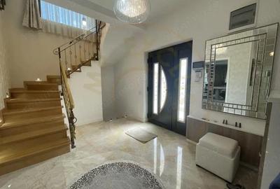 Casă cu Teren 1042 Mp în Cornu - 8