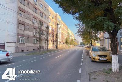Apartament cu 4 camere decomandat în Boul Roșu - 13