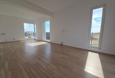 Casă individuală cu 3 camere cu Canalizare în Berceni - 2