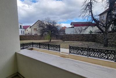 Vila - Bloc modern de 11 camere zona Centrul Civic , Onix - 34