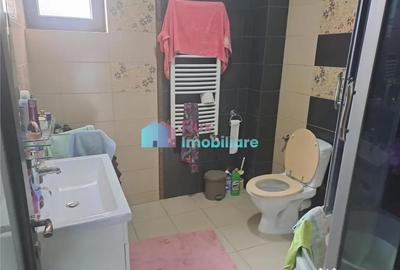 Casă cu 5 camere cu Teren 1600 Mp în Moara - 6