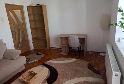 Garsonieră decomandată în Soarelui - 2