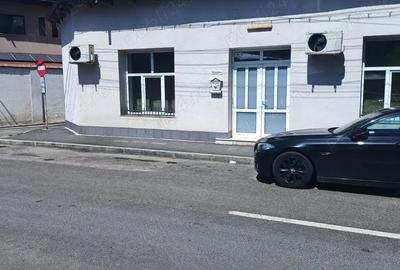 Casa de vanzare in centrul Gala?iului 150 mp utili, curte interioara cu foi?or, 3 camere 3 bai - 1