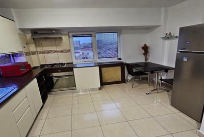 Apartament cu 2 camere semidecomandat în Unirii - 2