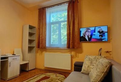 350 Euro! Garsoniera Copou langa Universitate, et 1 - 1