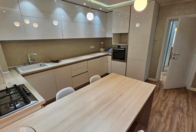 Apartament cu 4 camere decomandat, mobilat în Energia - 1