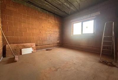 Casa individuala, 4 camere, 2 bai, 104mp utili, 400 teren,  Utvin - 8