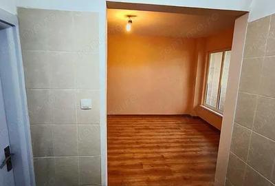 Garsonieră decomandată în Central - 4