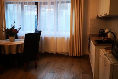 Sinaia – Central, Apartament De Vanzare Cu 3 Camere! - 1