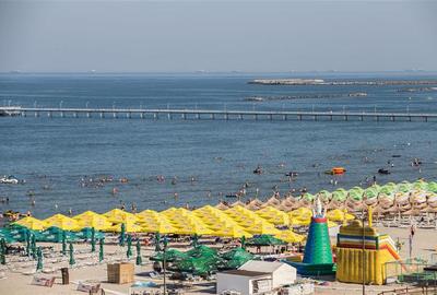 Spațiu comercial, de 2,800 mp, în Central - 9