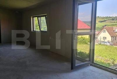 Casă cu 3 camere cu Teren 1000 Mp în Central - 8