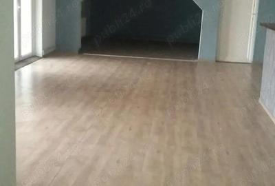 Spațiu comercial, de 130 mp, în Central - 3