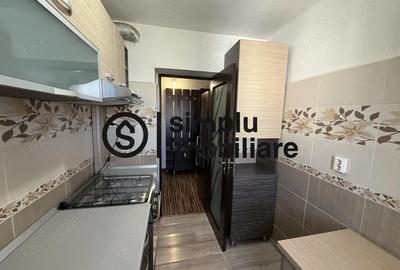 Apartament cu 2 camere semidecomandat în Craiovița Nouă - 2