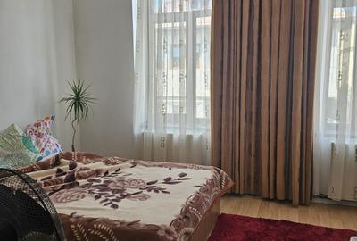 Casă individuală cu 4 camere cu Teren 142 Mp în P-ța Ovidiu - 11