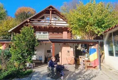 Casă cu 3 camere în Central - 4