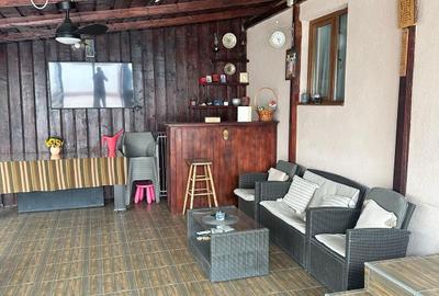 Casă cu 4 camere în Bariera Vâlcii - 8