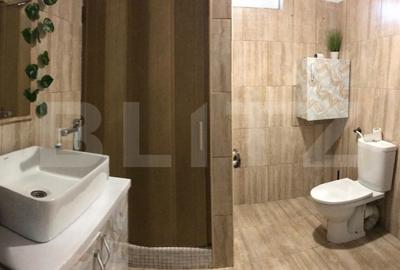 Casă cu 5 camere cu Teren 400 Mp în Central - 2