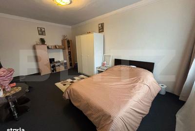 Apartament cu 3 camere decomandat în Albești