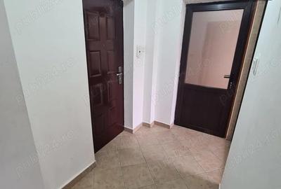 Ap 2 cam in Campina, 58 mp, et 3-- 59.000e - 12