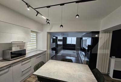 Apartament cu 3 camere, 100 mp, etaj 2, Craiovita Noua, zona - 12