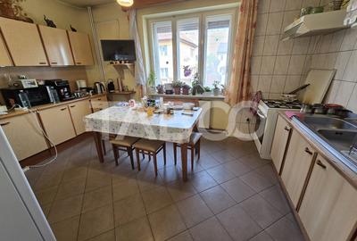 Casa individuala de vanzare teren 972 mp 2 garaje zona Sub Arini Sibiu - 7