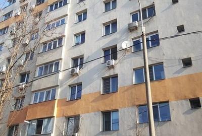 Apartament cu 3 camere decomandat în Colentina