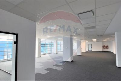 Birou, de 345 mp, în Gruia - 5