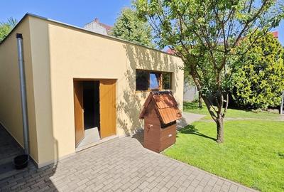 Casa mare. Posibil si clinica, camin batrani, invatamant, sediu firma. - 37