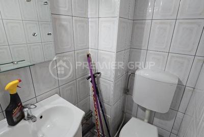 Apartament cu 3 camere decomandat în Podu Roș - 8