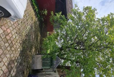 Apartament cu 3 camere decomandat în Bonțești - 2