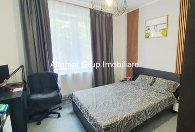 Apartament cu 3 camere semidecomandat în Rahova - 2