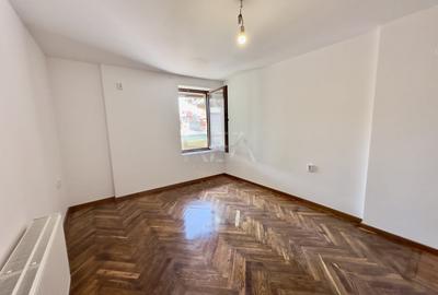 Apartament cu 3 camere decomandat în Capitale - 5