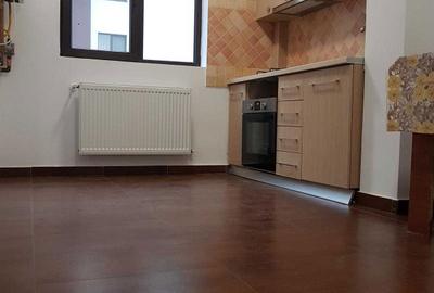 Garsonieră decomandată în Central - 5