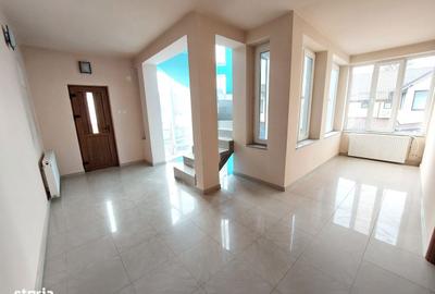 Casă cu 4 camere în Micro 5 - 6