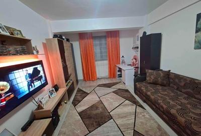 Garsonieră decomandată, mobilată în Valea Adâncă - 1