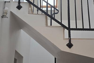 Apartament cu 2 camere semidecomandat în Central - 1