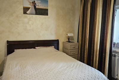 Apartament cu 3 camere decomandat, mobilat în Capitol